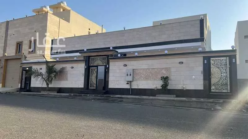 فيلا للبيع في شارع بدر بن عامر الهذلي, حي الفروسية, مدينة جدة, منطقة مكة المكرمة 1 صورة