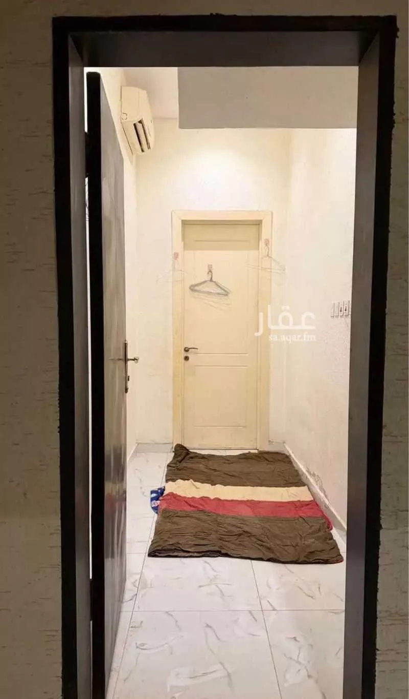 غرفة للإيجار في شارع علي بن سعيد, حي إشبيلية, مدينة الرياض, منطقة الرياض 1 صورة