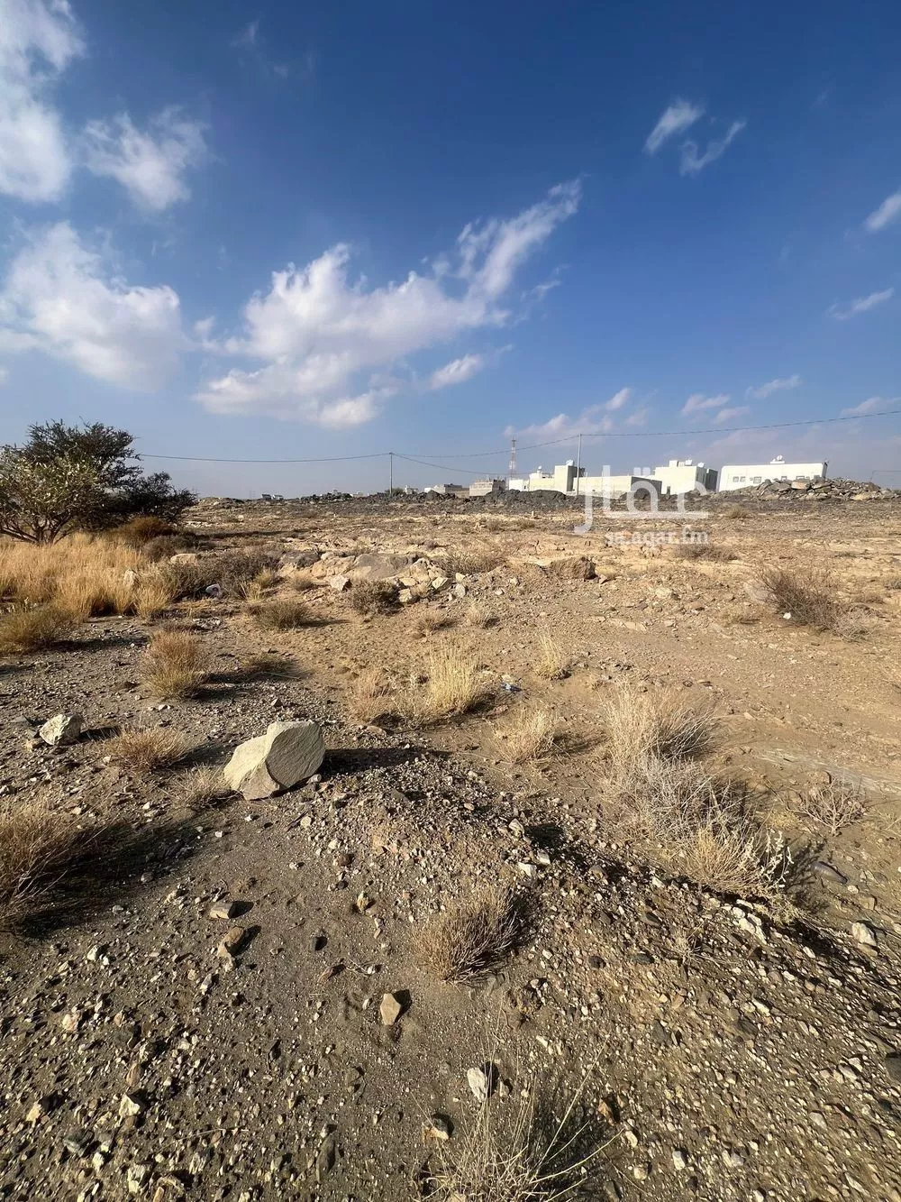 أرض للبيع في شارع حمدان ابن الباقلاني, حي الربوة, مدينة خميس مشيط, منطقة عسير 1 صورة