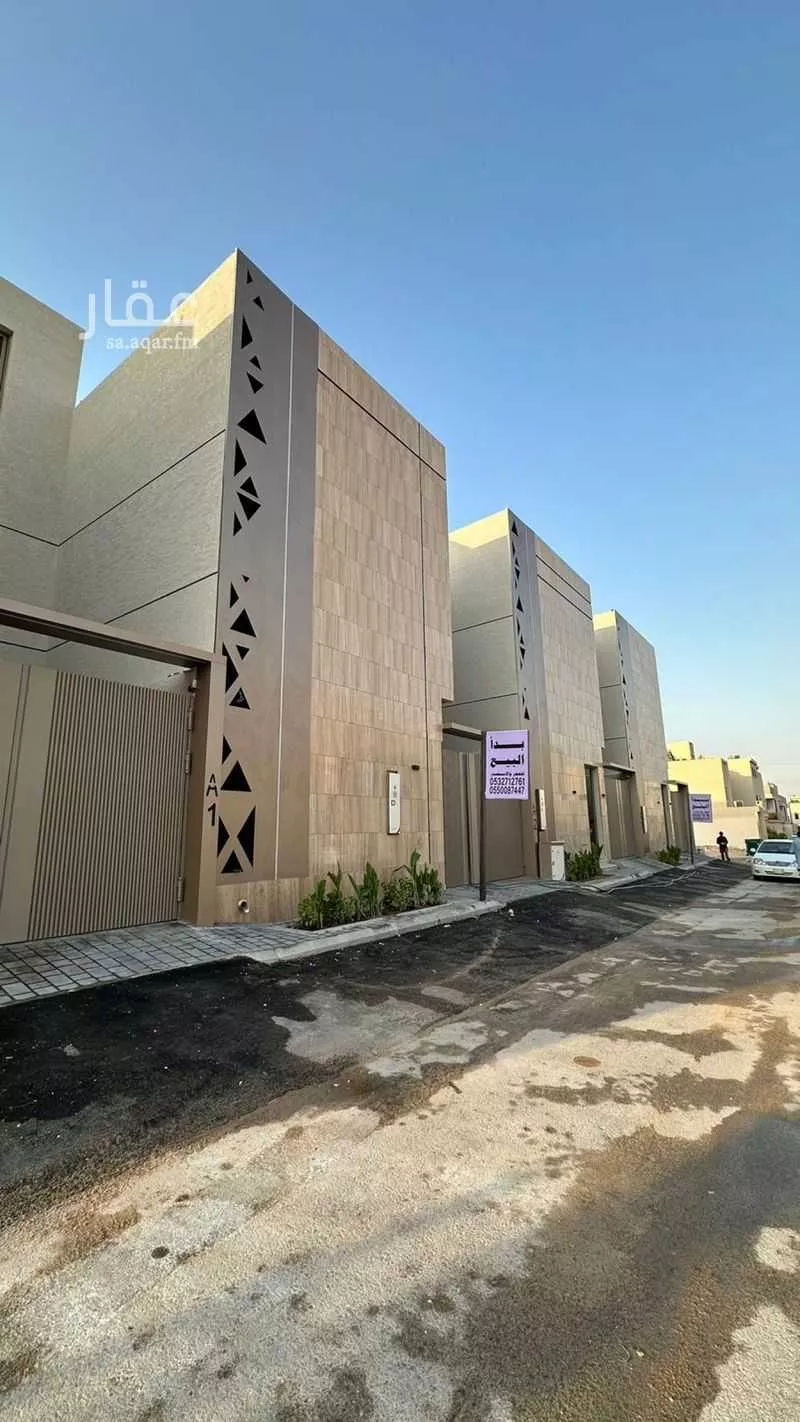 فيلا للبيع في شارع علي بن رشيد ، حي المهدية ، الرياض ، منطقة الرياض 1 صورة