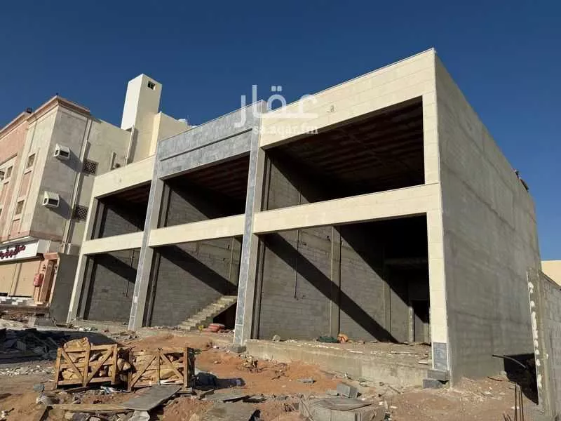 عمارة للبيع في شارع طريق الصناعية, حي أبوكبير, مدينة المدينه المنوره, منطقة المدينة المنورة 1 صورة