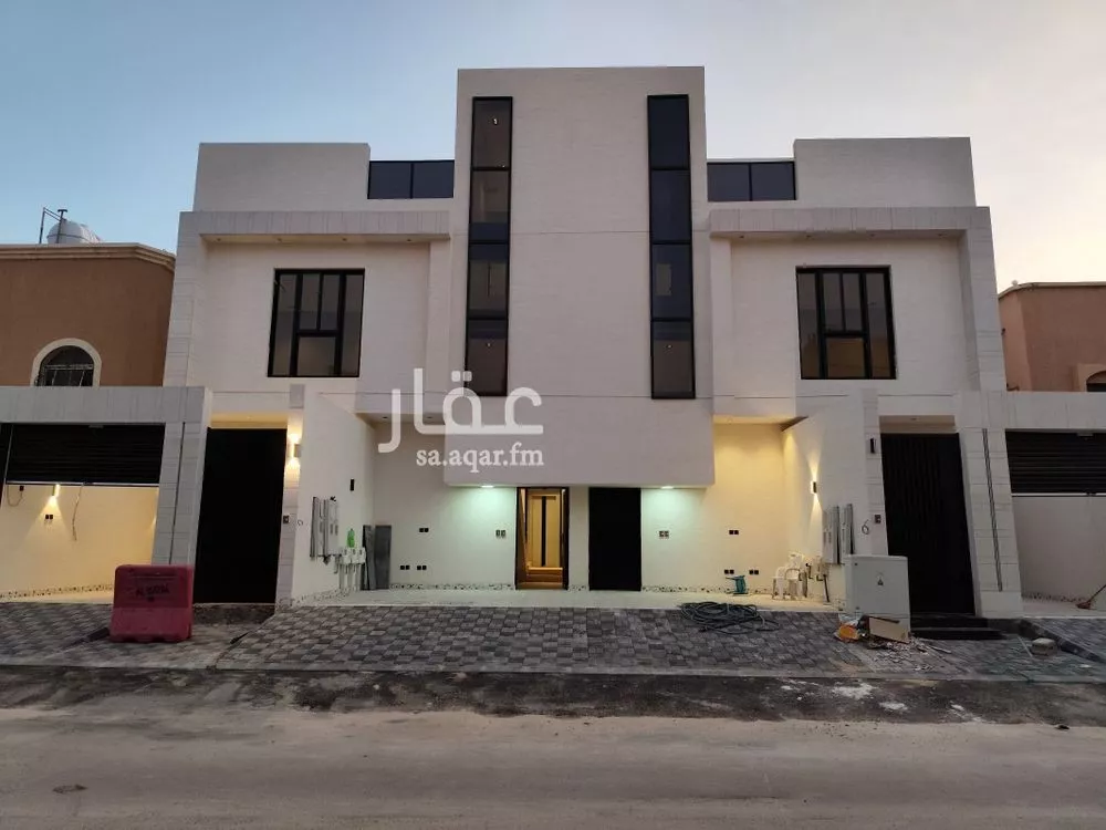 دور للبيع في شارع الندوه, حي اليرموك, مدينة الرياض, منطقة الرياض 1 صورة