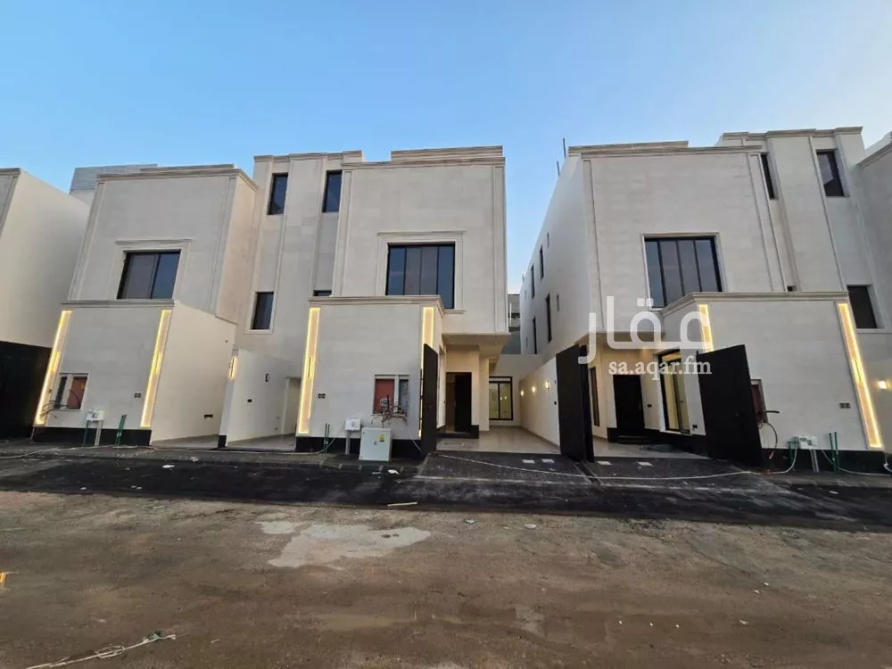 دور للبيع في شارع المجيمز, حي المعيزيلة, مدينة الرياض, منطقة الرياض 1 صورة