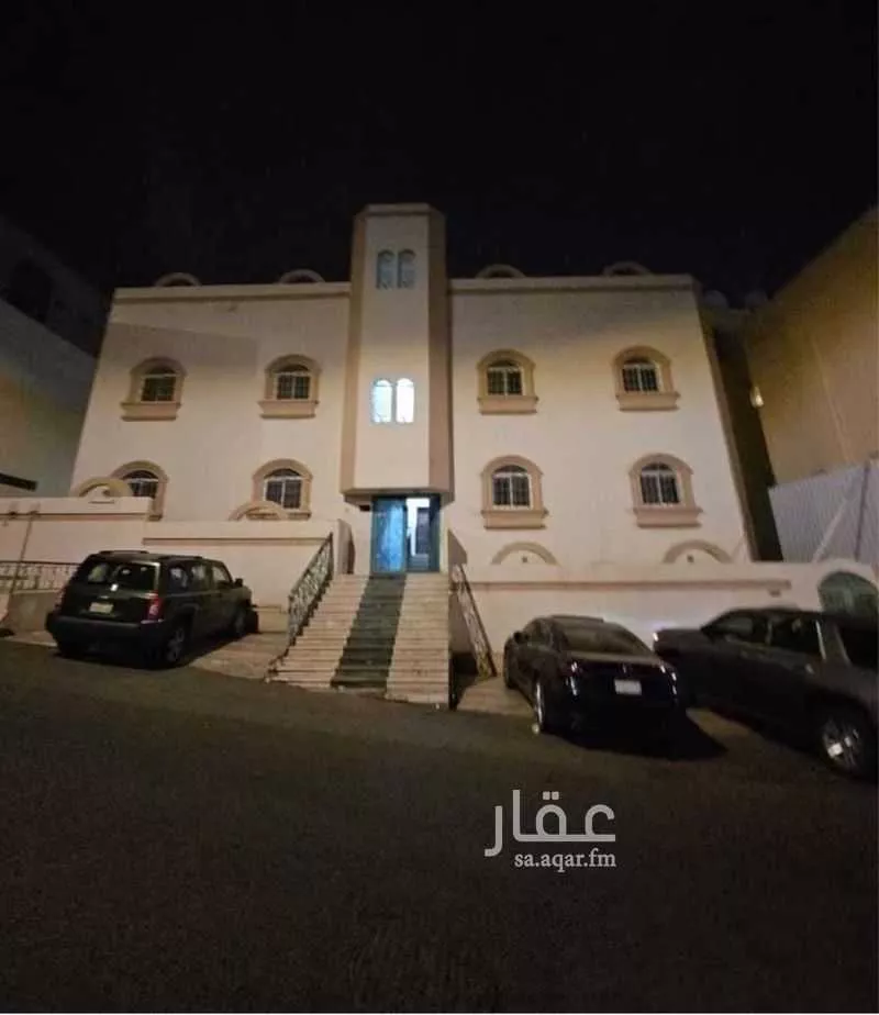 عمارة للإيجار في حي ، شارع البحر الاحمر ، حي القرى ، أبها ، منطقة عسير 1 صورة