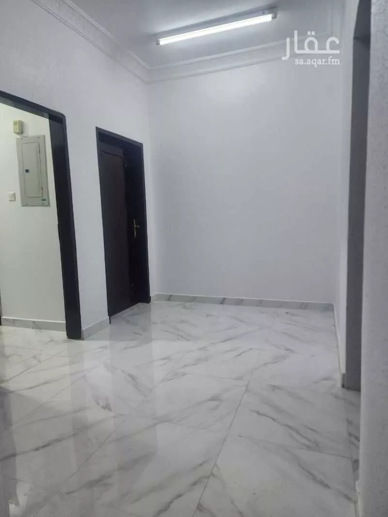 شقة للإيجار في شارع رقم 38, حي الندوة, مدينة الرياض, منطقة الرياض 1 صورة