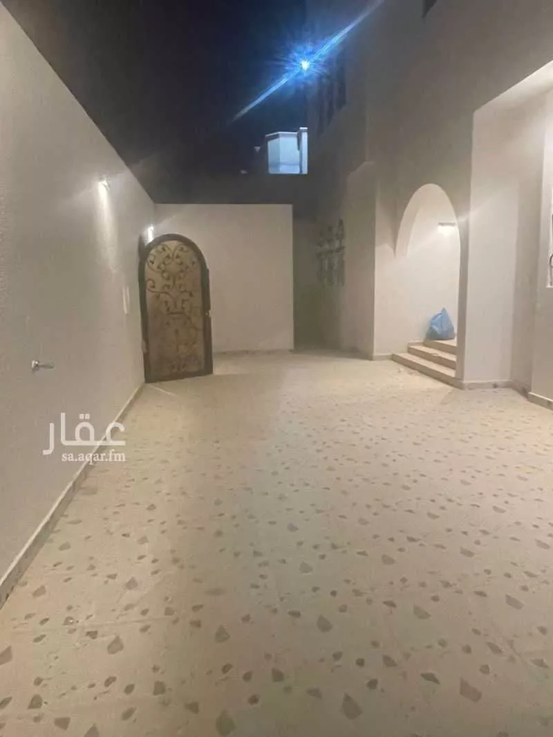 فيلا للإيجار في شارع الفستق, حي الرائد, مدينة الرياض, منطقة الرياض 1 صورة