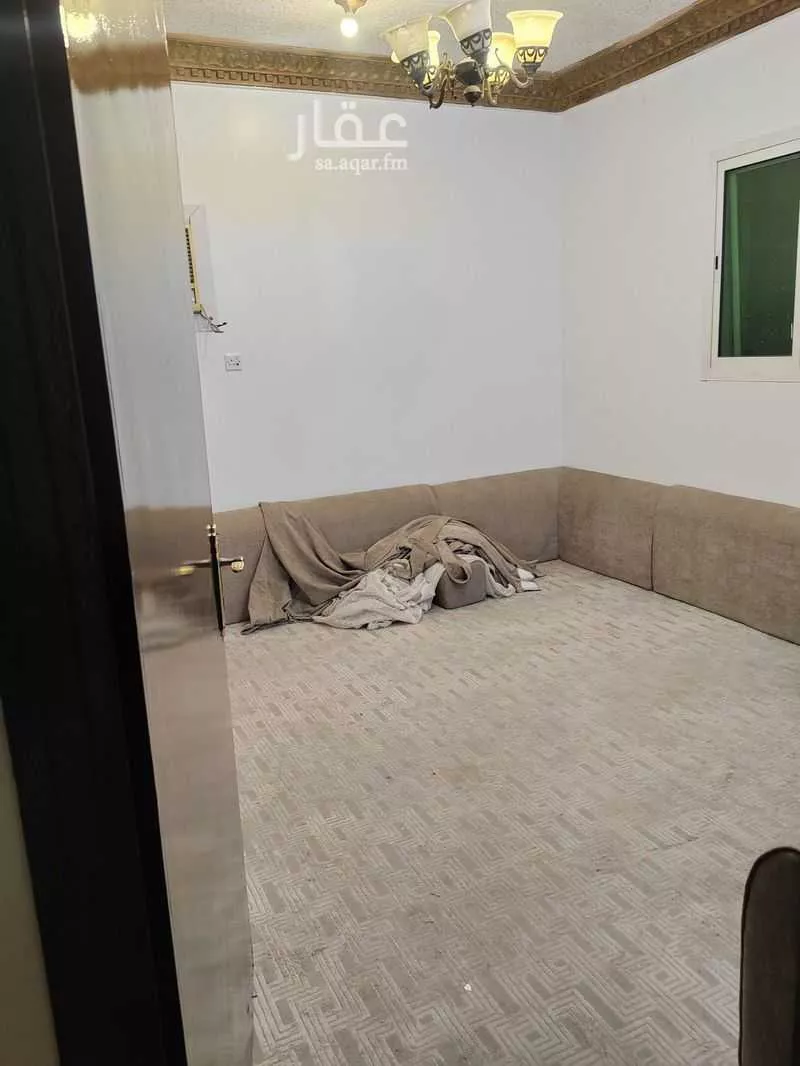 دور للإيجار في شارع زكي مبارك, حي النسيم الغربي, مدينة الرياض, منطقة الرياض 1 صورة