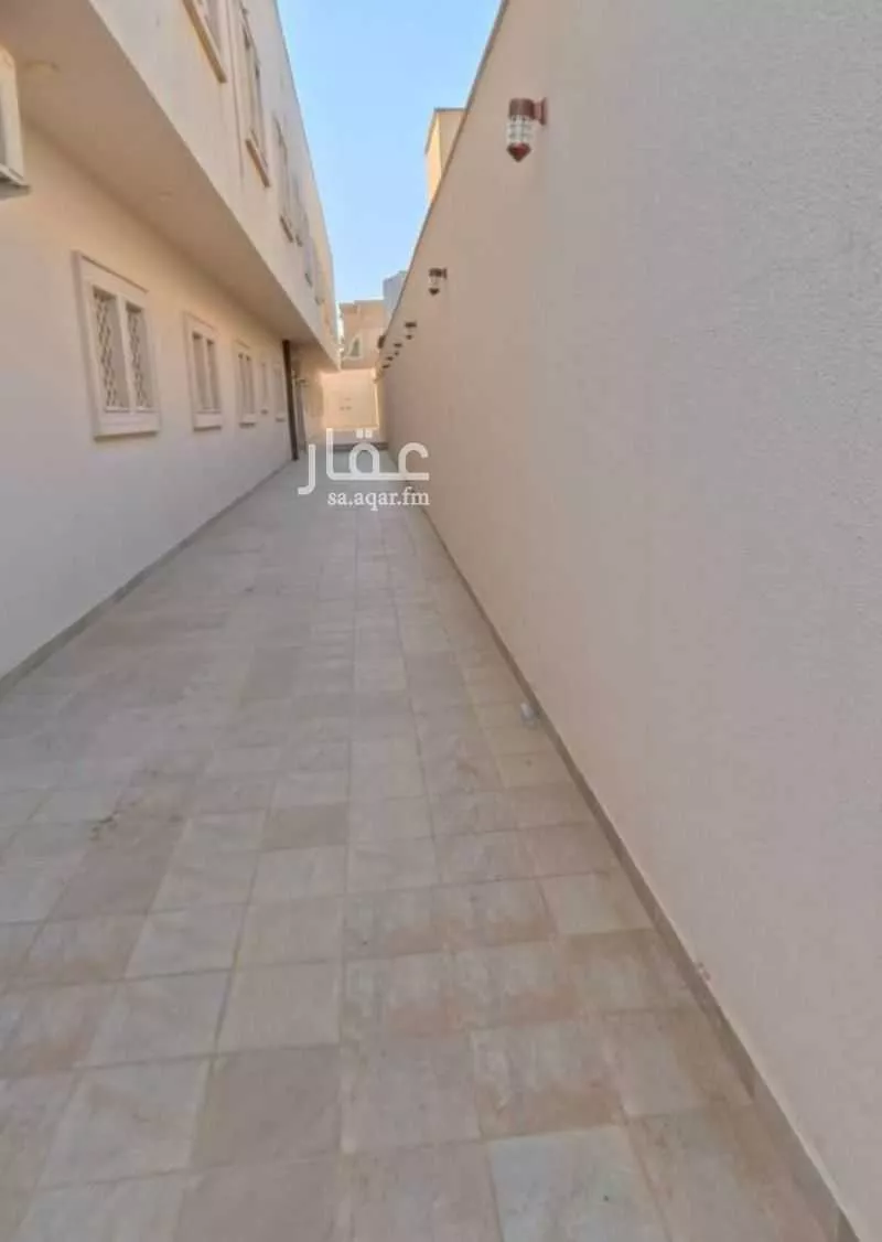 عمارة للإيجار في شارع تبوك, حي الإزدهار, مدينة الرياض, منطقة الرياض 1 صورة