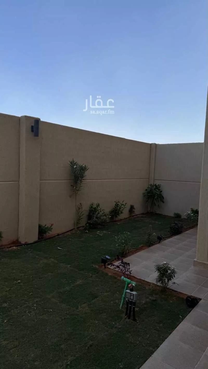 فيلا للإيجار في شارع سلمان بن مالك, حي مطار الملك خالد الدولي, مدينة الرياض, منطقة الرياض 1 صورة