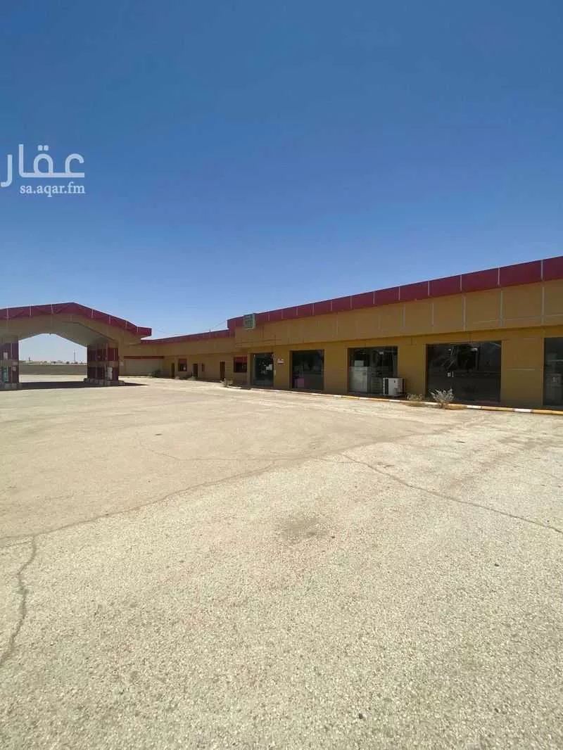محل للبيع في شارع 1 طريق الملك عبدالعزيز ال سعود, حي الفوارة, مدينة الفواره, منطقة القصيم 1 صورة