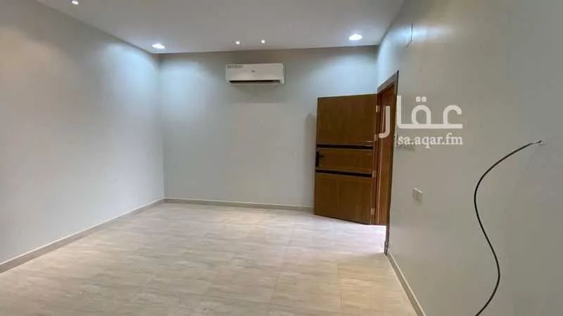 فيلا للإيجار في شارع الطفيل ابن سعد الانصاري, حي العيون, مدينة الخرج, منطقة الرياض 1 صورة