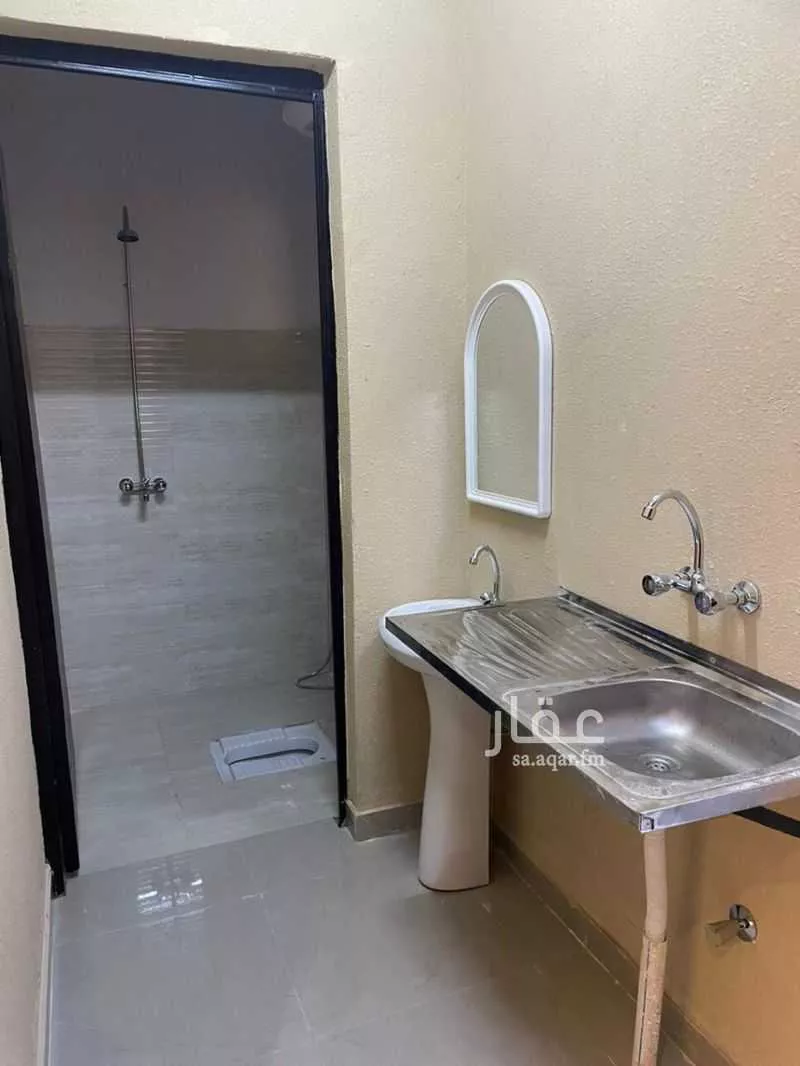 أرض للإيجار في شارع عبداللطيف بن ابراهيم ال الشيخ, حي الرمال, مدينة الرياض, منطقة الرياض 1 صورة