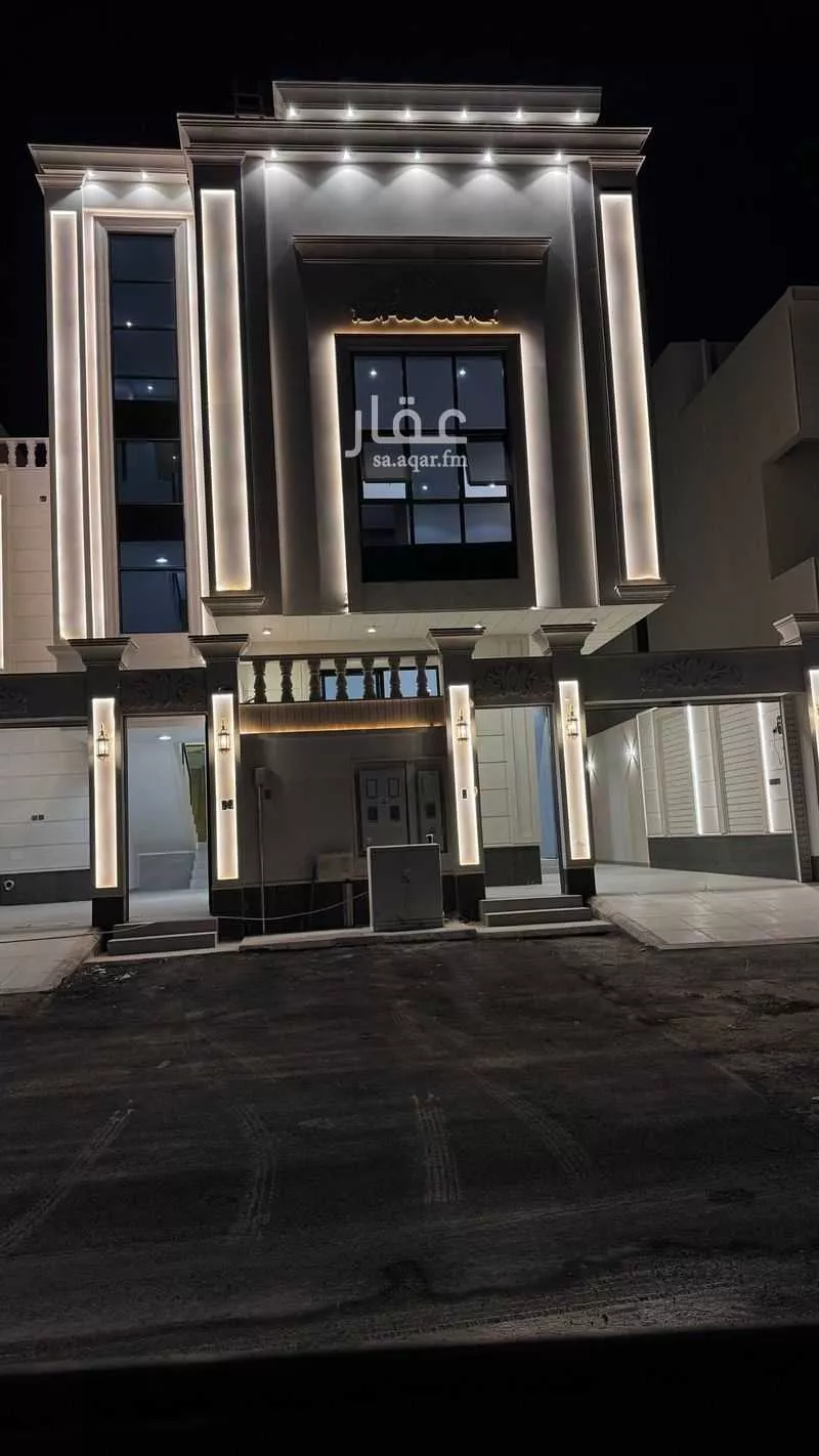 دور للبيع في شارع حمزة القبيطي, حي الرمال, مدينة الرياض, منطقة الرياض 1 صورة