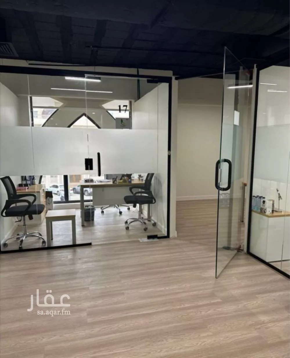 مكتب تجاري للإيجار في شارع صفوان بن سليم, حي العارض, مدينة الرياض, منطقة الرياض 1 صورة