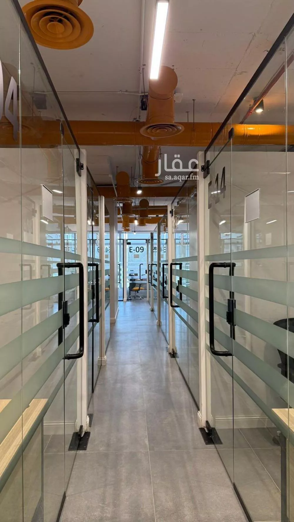 مكتب تجاري للإيجار في شارع صفوان بن سليم, حي العارض, مدينة الرياض, منطقة الرياض 1 صورة