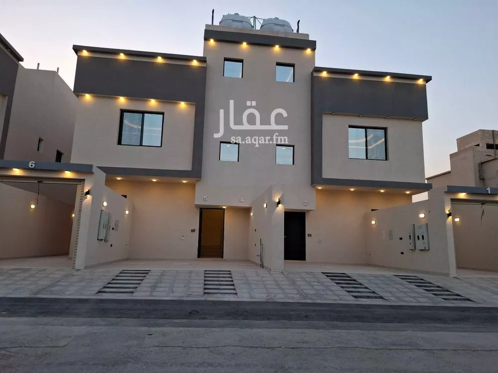 دور للبيع في شارع خلوف, حي بدر, مدينة الرياض, منطقة الرياض 1 صورة