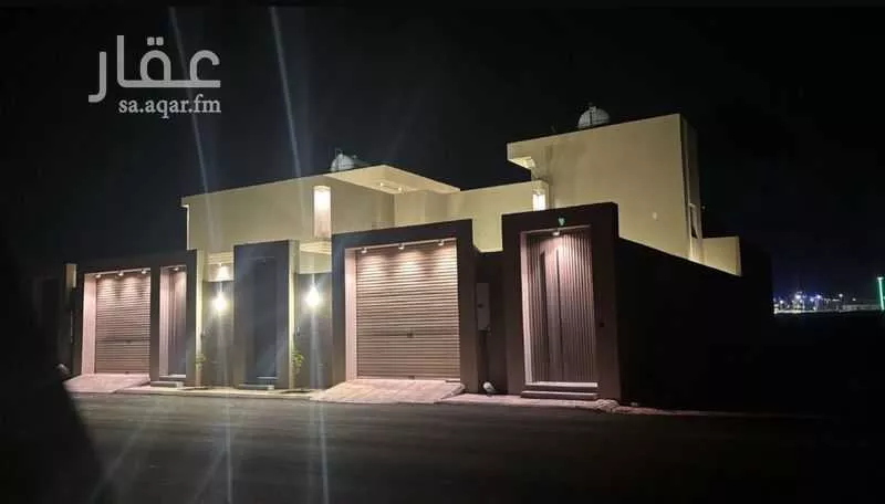 فيلا للبيع في 4652+74 ، القرينة ، حريملاء 1 صورة