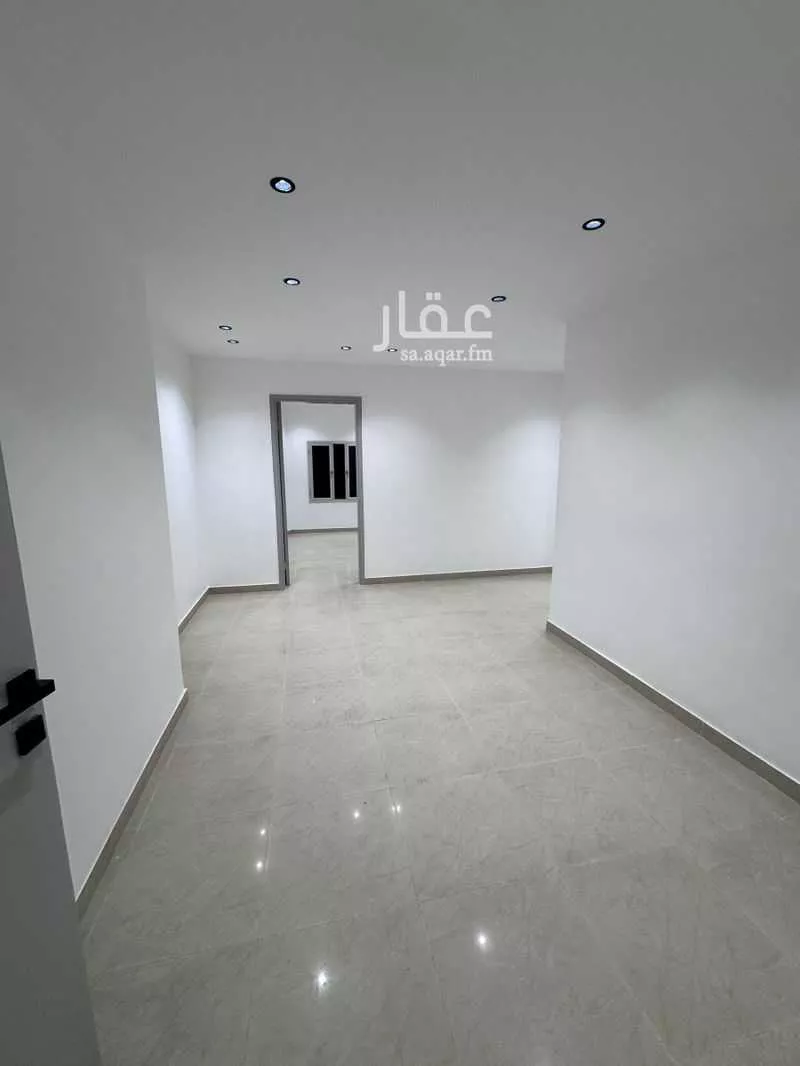 مكتب تجاري للإيجار في شارع الامير ثامر ابن عبدالعزيز, حي الخبرالشمالية, مدينة الخبر, المنطقة الشرقية 1 صورة