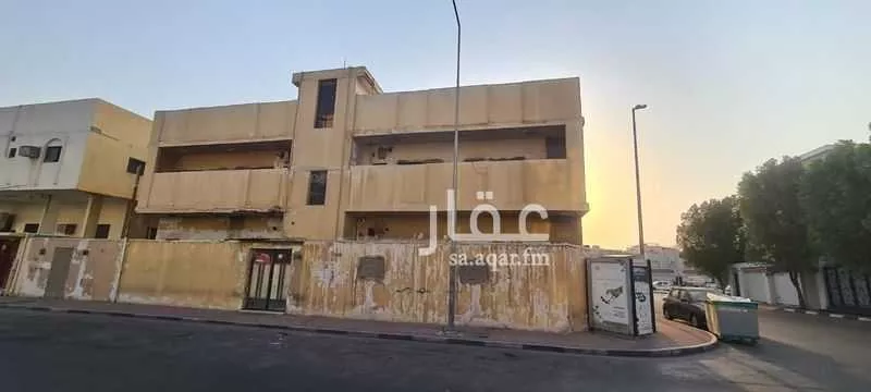 عمارة للبيع في حي غرناطة, مدينة الدمام, المنطقة الشرقية 1 صورة