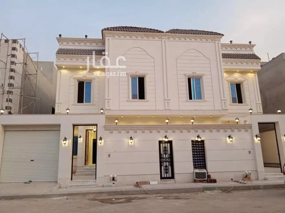 فيلا للبيع في شارع المضحاه, حي الرحمانية, مدينة جدة, منطقة مكة المكرمة 1 صورة
