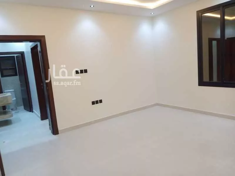 دور للبيع في شارع سلمان بن مالك, حي العزيزية, مدينة الرياض, منطقة الرياض 1 صورة