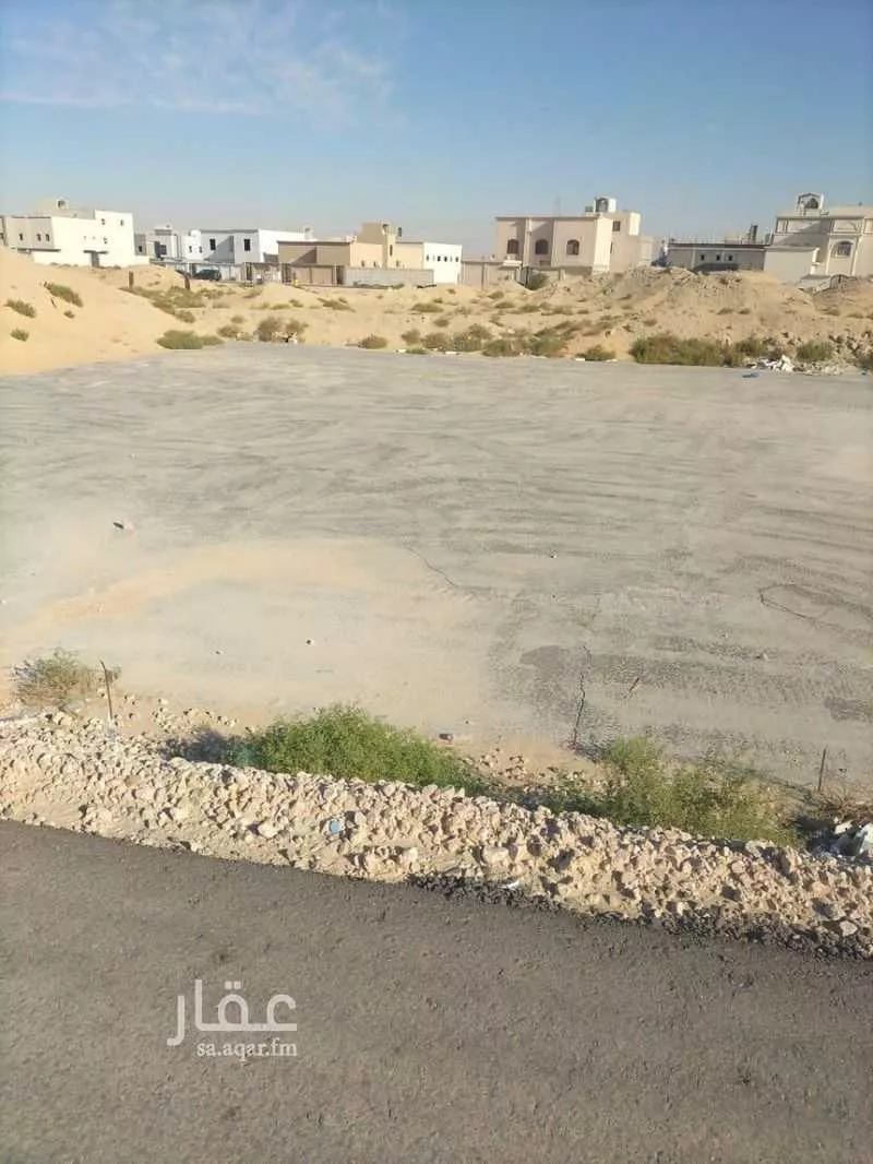 أرض للبيع في شارع يعقوب بن ابي الفضل, حي الصقور, مدينة الاحساء, المنطقة الشرقية 1 صورة