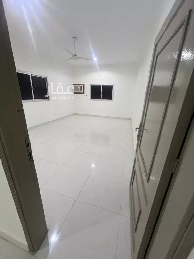شقة للإيجار في شارع سالم, حي الخالدية, مدينة امارة منطقة الرياض - الدرعيه, منطقة الرياض 1 صورة