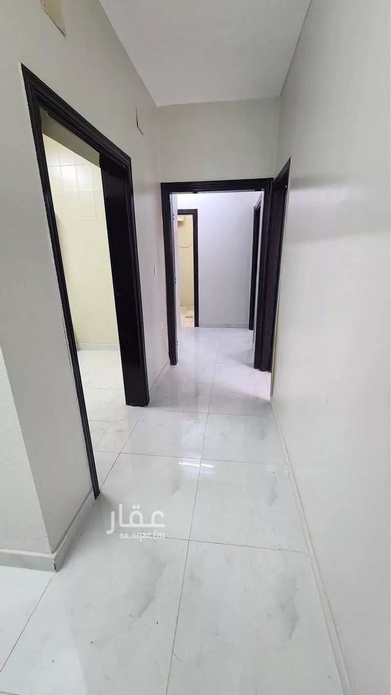 عمارة للإيجار في شارع الامير نواف بن عبدالعزيز, حي أم الحمام الغربي, مدينة الرياض, منطقة الرياض 1 صورة