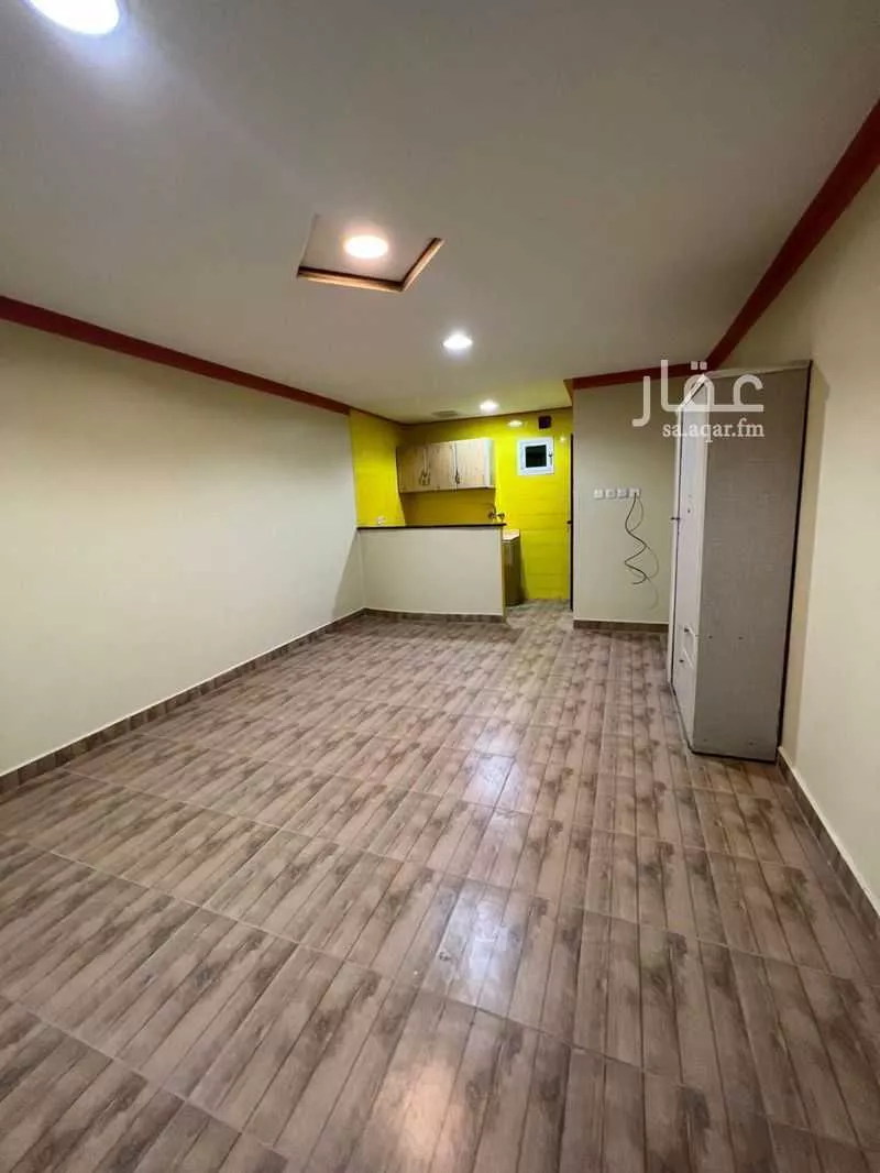 شقة للإيجار في شارع خديجة بنت خويلد, حي العريجاء الغربي, مدينة الرياض, منطقة الرياض 1 صورة
