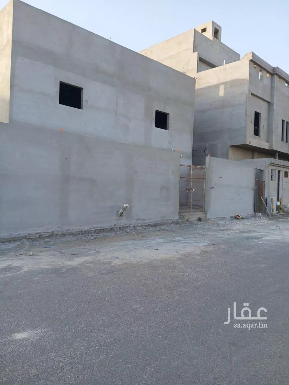 فيلا للبيع في شارع قعاس, حي الرياض, مدينة جدة, منطقة مكة المكرمة 1 صورة