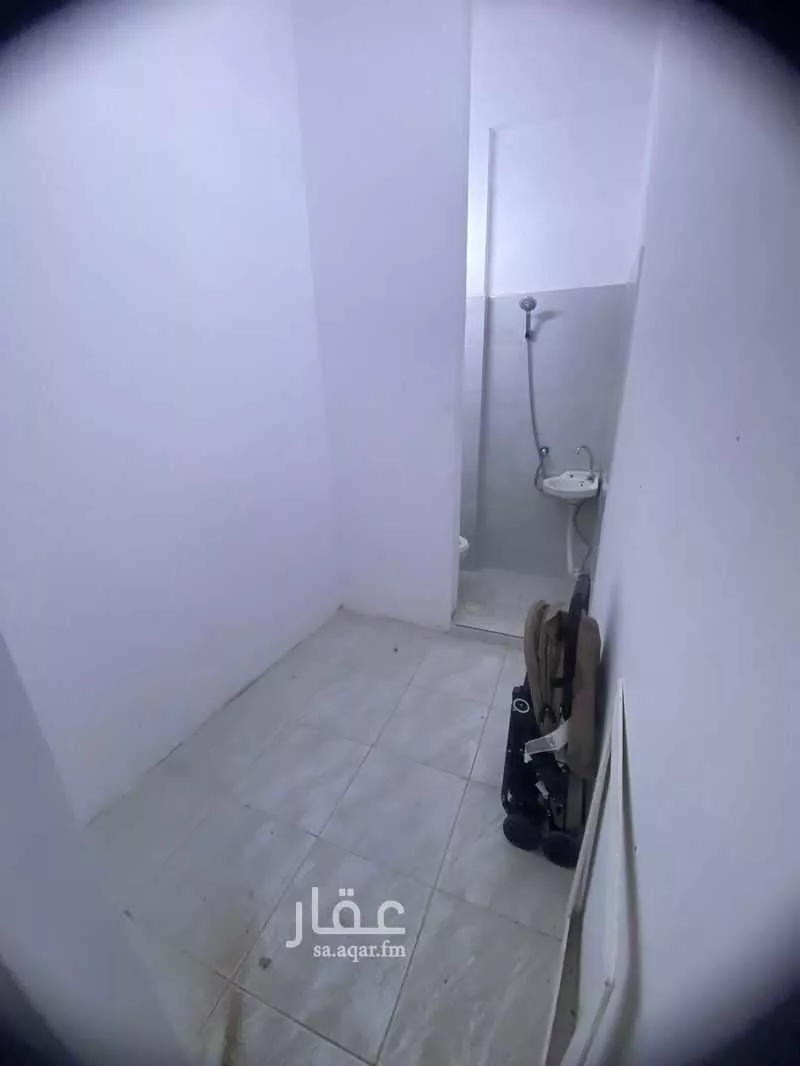 غرفة للإيجار في شارع الحكيم السمر قندي ، حي المروة ، جدة ، جدة 1 صورة
