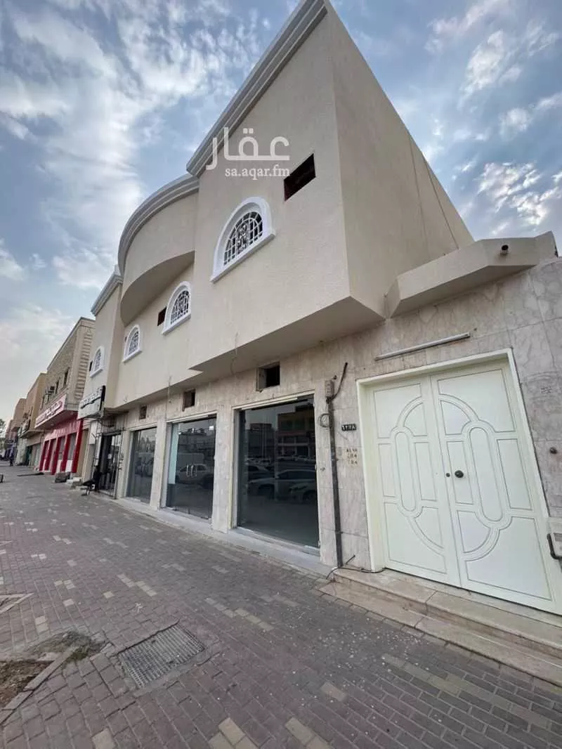 عمارة للإيجار في شارع عرفات الفرعي, حي بدر, مدينة الرياض, منطقة الرياض 1 صورة