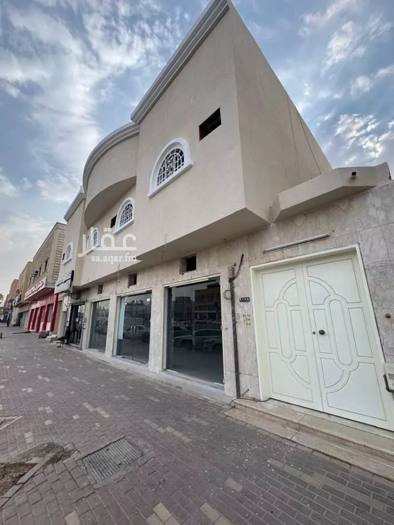 محل للإيجار في شارع عرفات الفرعي, حي بدر, مدينة الرياض, منطقة الرياض 1 صورة