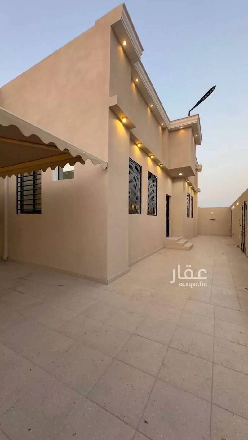 دور للبيع في مدينة جازان, منطقة جازان 1 صورة