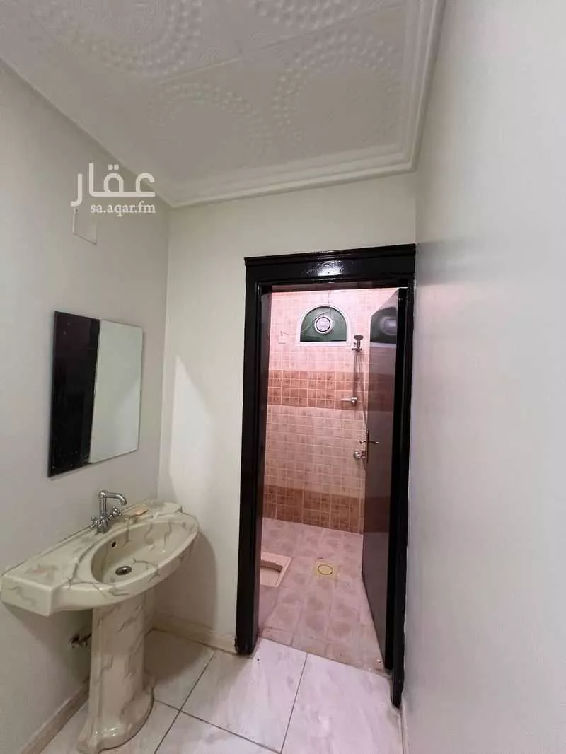 شقة للإيجار في شارع جبل الفاو ، حي ظهرة لبن ، الرياض ، منطقة الرياض 1 صورة