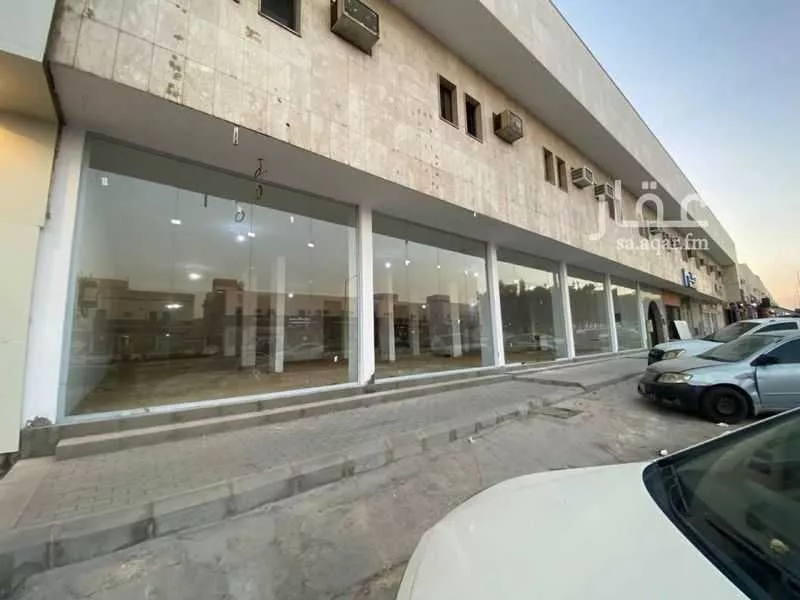 محل للإيجار في شارع عائشة بنت ابي بكر, حي ظهرة البديعة, مدينة الرياض, منطقة الرياض 1 صورة