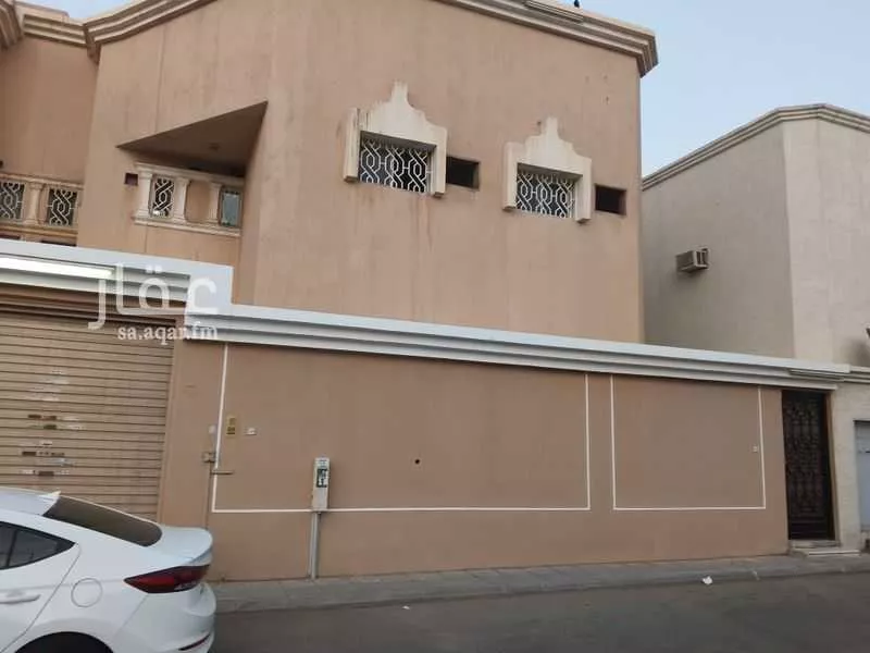 فيلا للإيجار في شارع إسحاق اليزيدي, حي الروابي, مدينة الرياض, منطقة الرياض 1 صورة