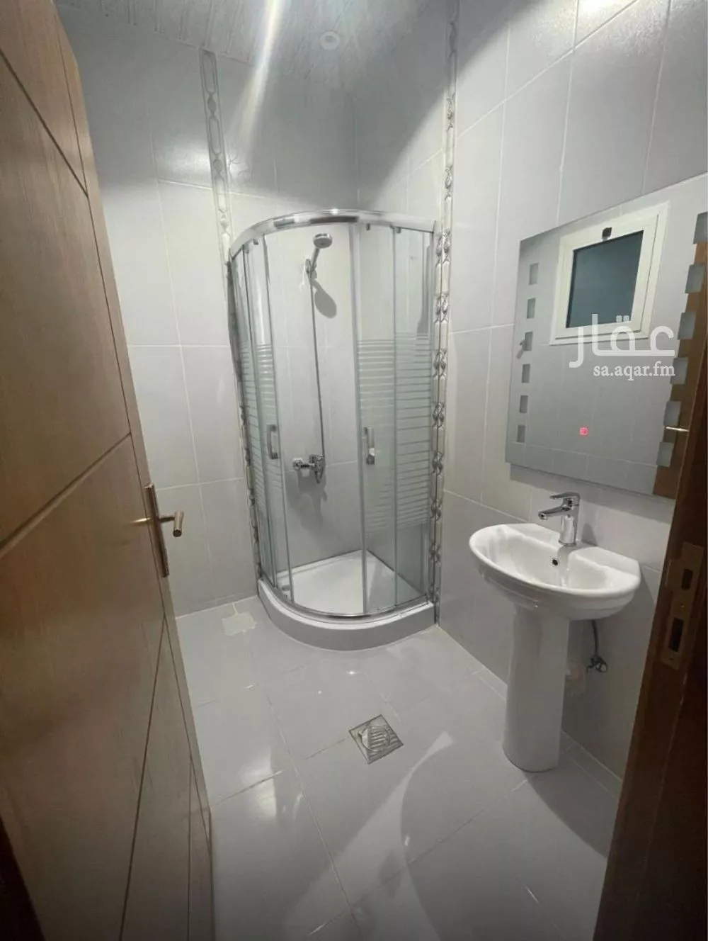 عمارة للإيجار في شارع الاوزاعي, حي النسيم, مدينة الطائف, منطقة مكة المكرمة 1 صورة