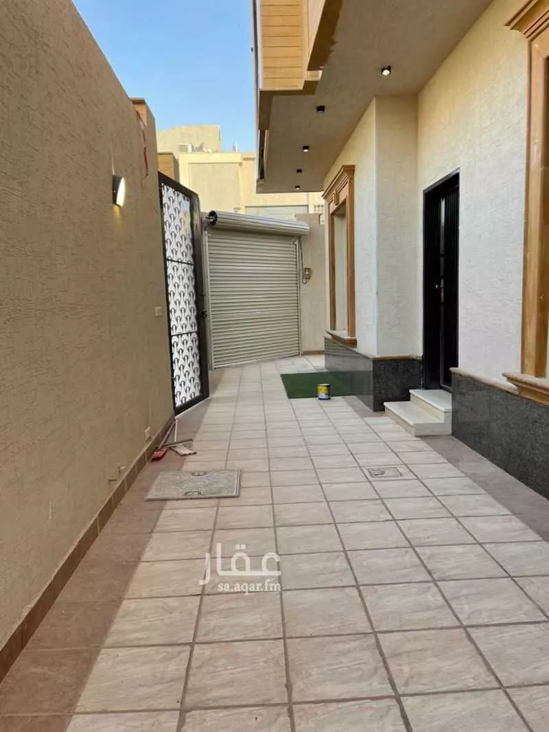 دور للإيجار في شارع أحمد بن الحجاج, حي القيروان, مدينة الرياض, منطقة الرياض 1 صورة