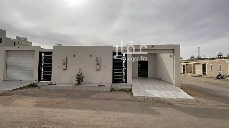 استراحة للبيع في شارع القاع البارد 282, حي الرمال, مدينة بريده, منطقة القصيم 1 صورة