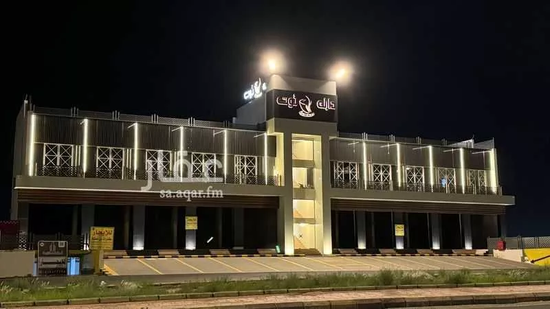 محل للإيجار في شارع طريق الامير سلطان, مدينة خميس مشيط, منطقة عسير 1 صورة