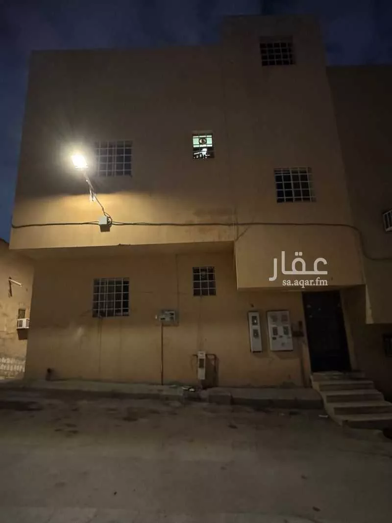 عمارة للإيجار في شارع المتن, حي الشرفية, مدينة الرياض, منطقة الرياض 1 صورة