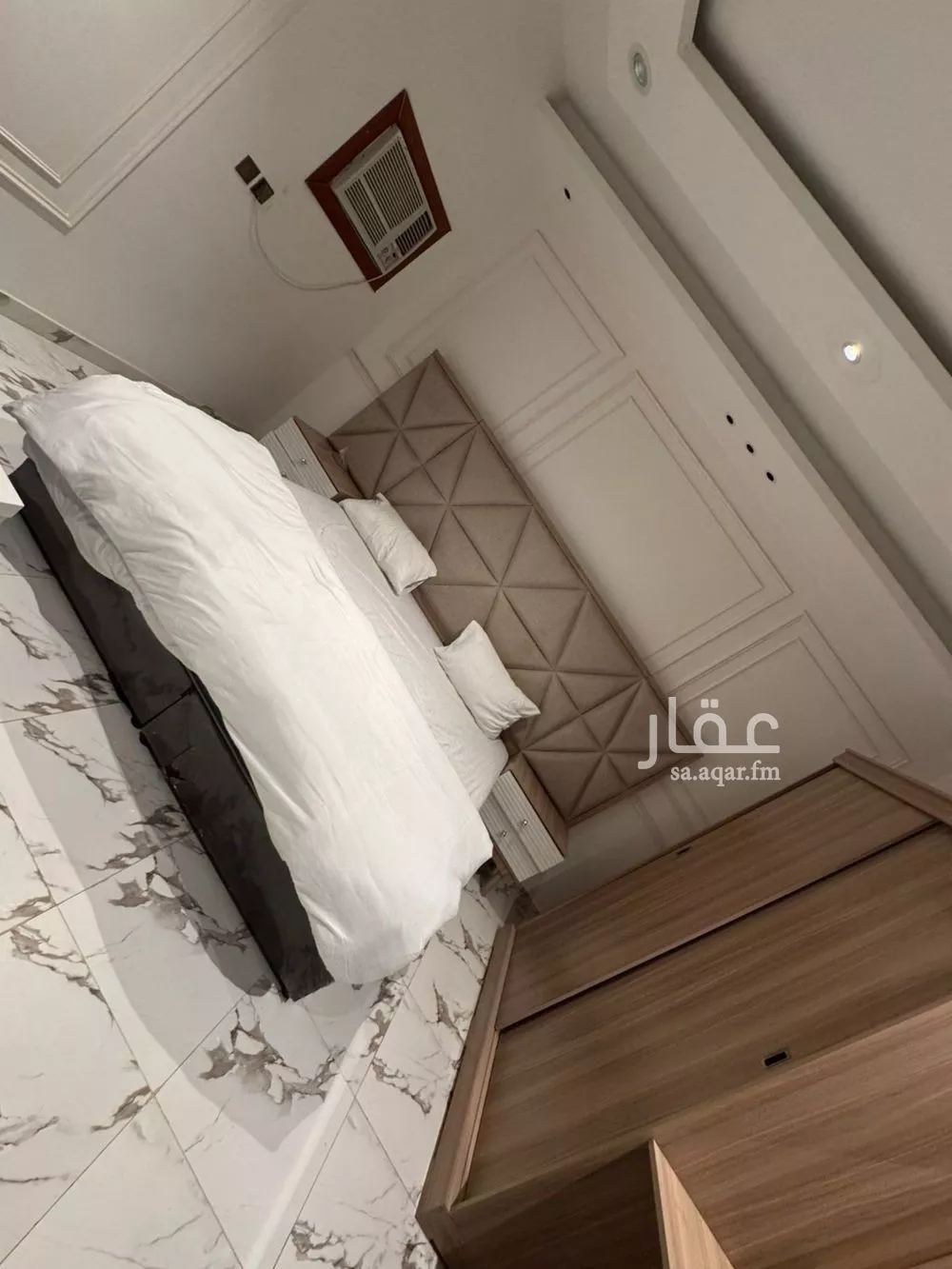 عمارة للبيع في شارع الزهور 9, حي الزهور, مدينة جازان, منطقة جازان 1 صورة