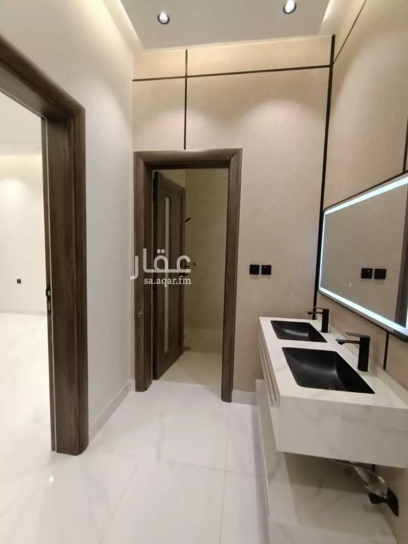 دور للبيع في شارع القيرواني, حي الرحاب 1, مدينة جازان, منطقة جازان 1 صورة