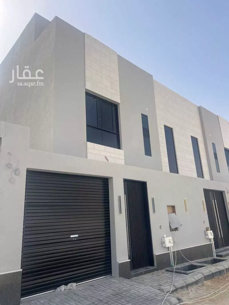 دور للبيع في شارع حسين بن سعيد المنوفي ، حي الصفا ، الرياض ، منطقة الرياض 1 صورة