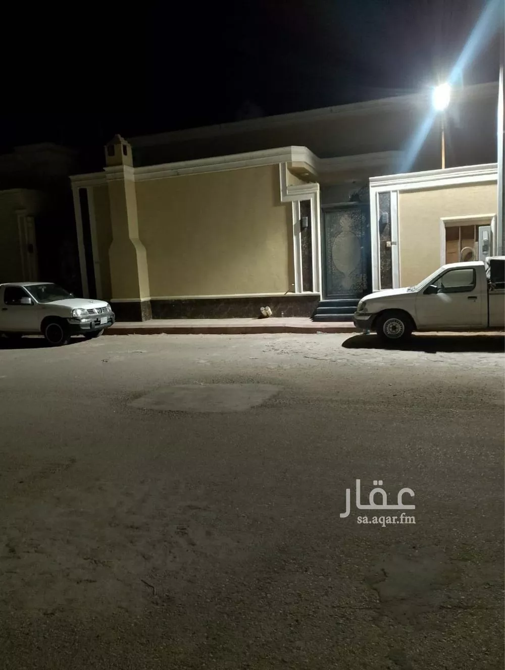 فيلا للبيع في شارع عبدلله بن عبدالعزيز, حي الريف, مدينة المزاحميه, منطقة الرياض 1 صورة