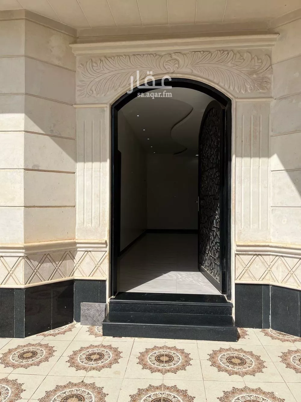 فيلا للبيع في شارع بديل ابن ورقاء ابن عبدالعزى, حي طويق, مدينة المزاحمية, منطقة الرياض 1 صورة