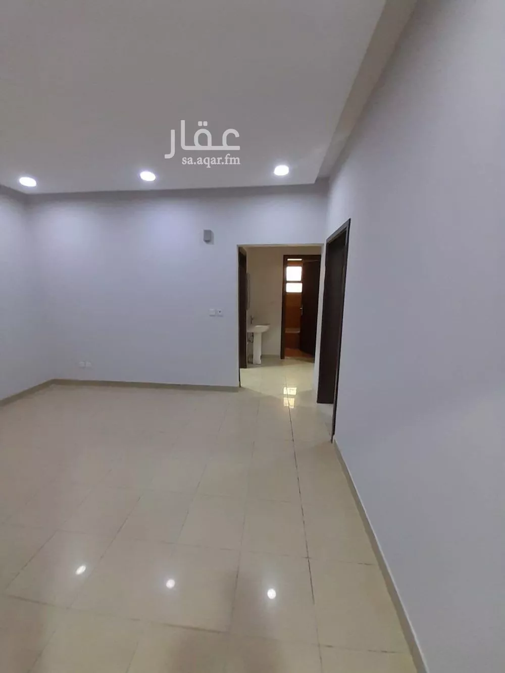 شقة للإيجار في شارع ابي بكر الصديق الفرعي, حي المصيف, مدينة الرياض, منطقة الرياض 1 صورة