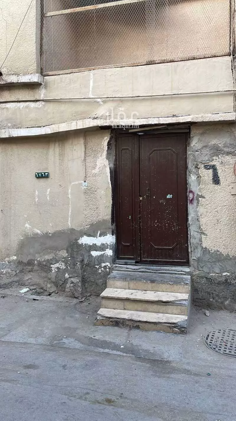بيت للبيع في شارع الطيف ، حي منفوحة الجديدة ، الرياض ، منطقة الرياض 1 صورة