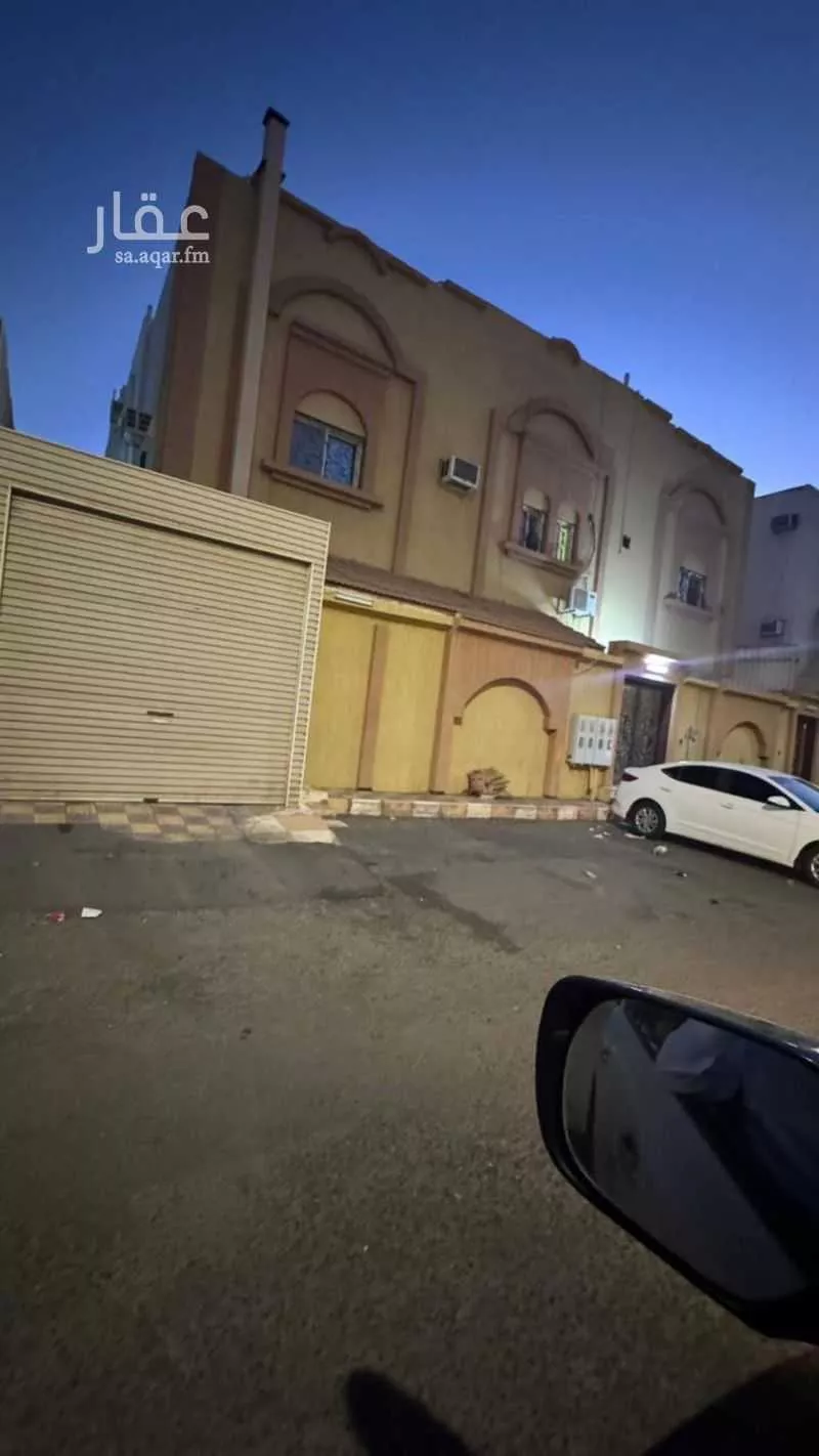 عمارة للبيع في شارع الاجنف بن قيس ، حي الروضة ، تبوك ، منطقة تبوك 1 صورة